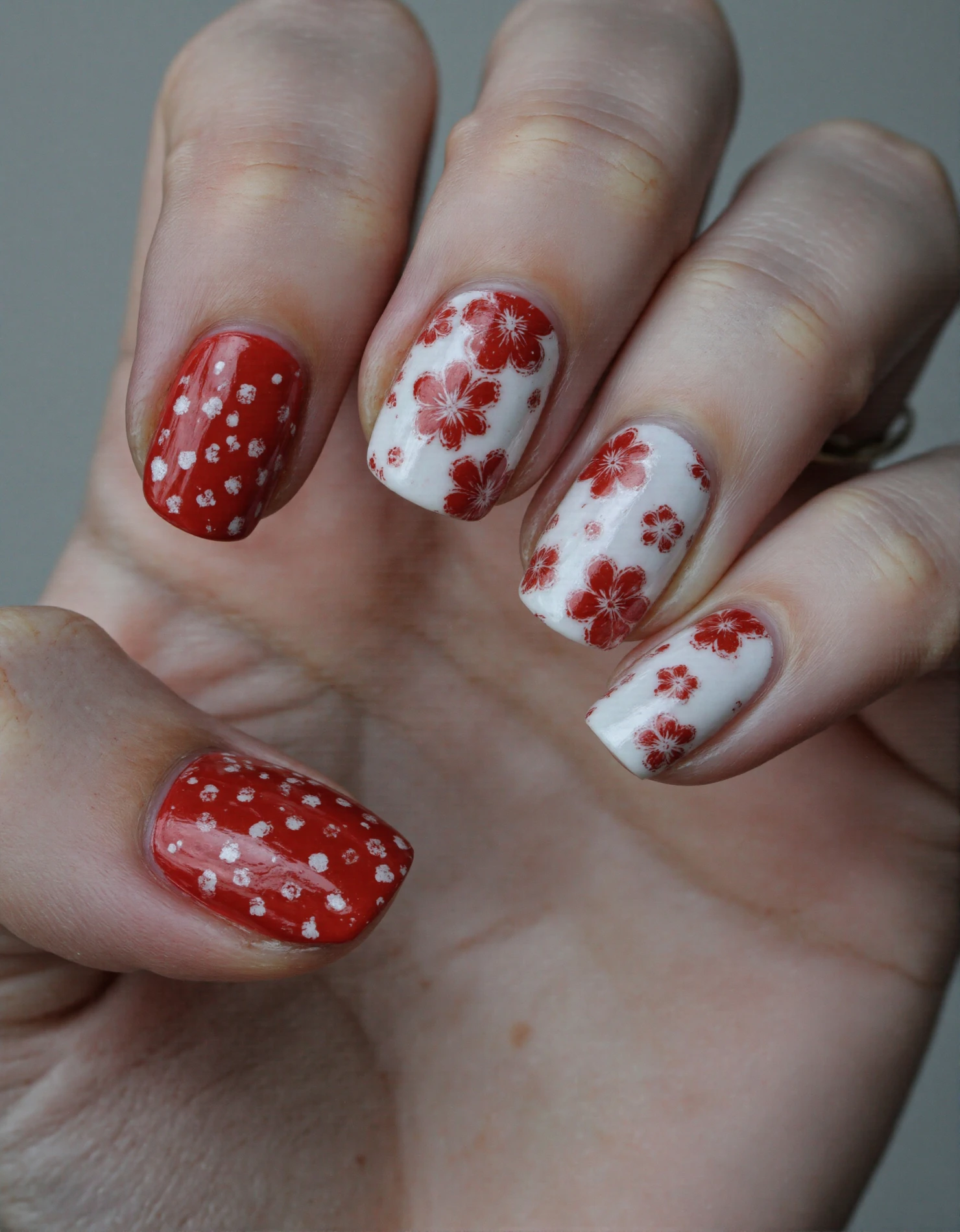 Red and White Floral and Polka Dot Nail Art #41022