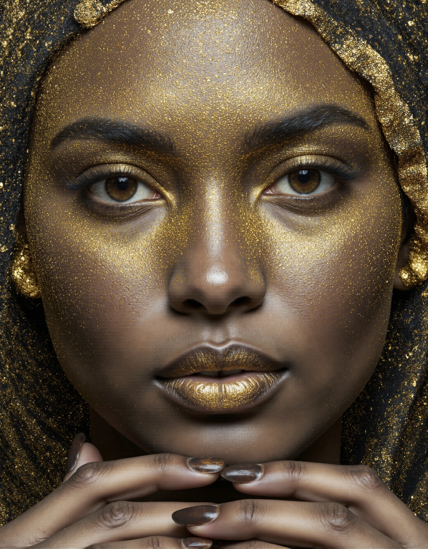 Golden Radiance Portrait #41302