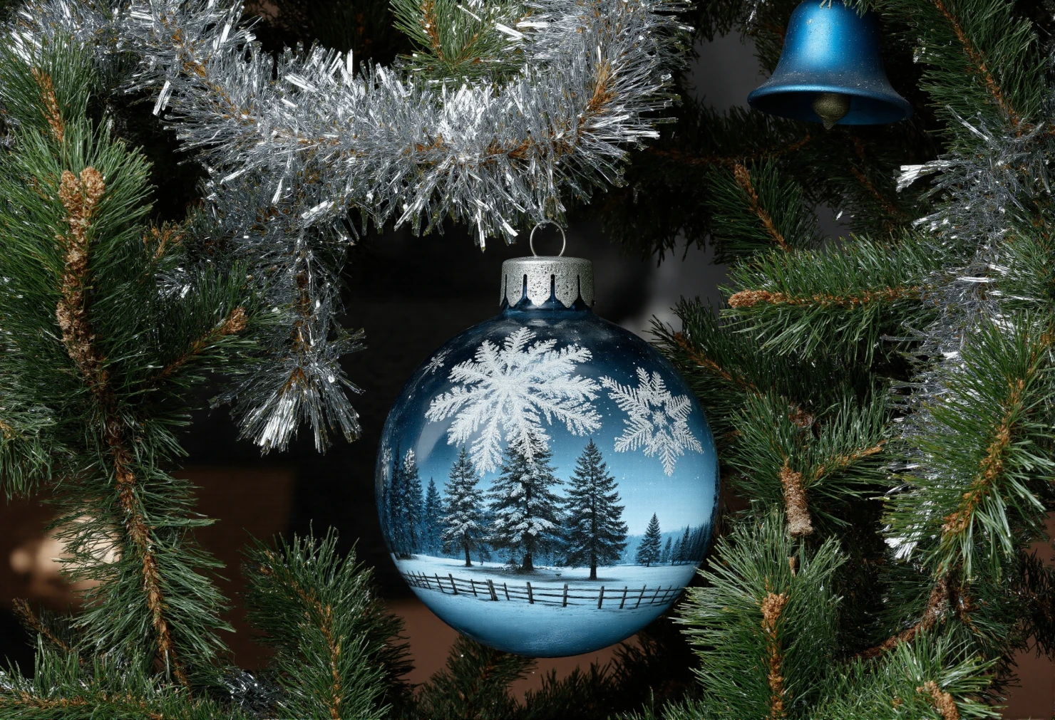 Festive Christmas Tree with blue Ornament #41379